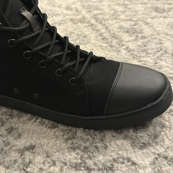 Woobies Men’s Combat Boots - Picture 11 of 15